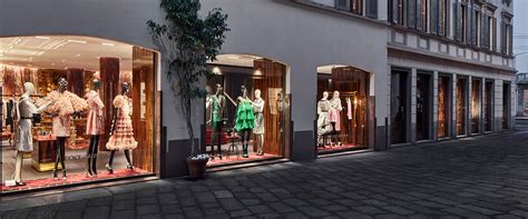 spiga 2 dolce gabbana|Dolce&Gabbana Boutique in Milan Via Della Spiga 2.